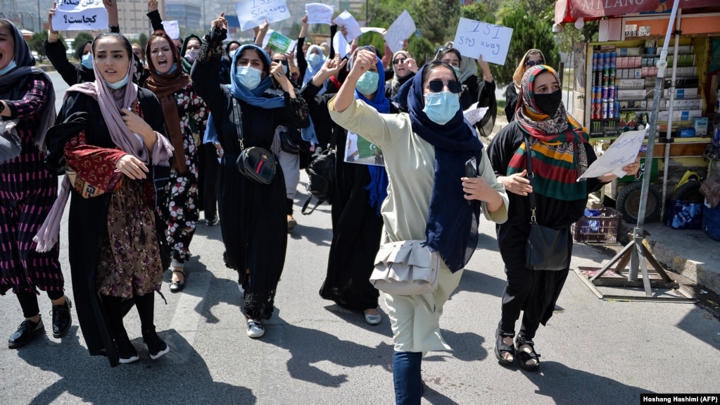 2dc39c8d-5449-4201-88bc-f6af9194200b_w1023_r1_s.jpg - تیراندازی شدید برای متفرق کردن معترضان در کابل؛ خبرنگاران بازداشت شدند
سه شنبه ۱۶ شهریور ۱۴۰۰ تهران ۲۲:۱۰
۱۶/شهریور/۱۴۰۰ by mohsen dehbashi
