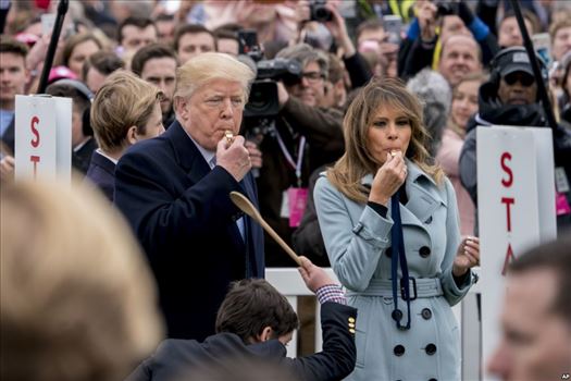 شروع مسابقه به مناسبت عید پاک مسیحیان همرمان با سوت زدن پرزیدنت ترامپ و بانوی اول در کاخ سفید