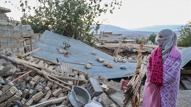 ابراز تأسف نماینده مجلس ایران از بی‌اعتمادی به حکومت در کمک به زلزله‌زدگان