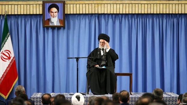 واکنش تند آیت الله خامنه‌ای به اعتراض‌ها به حجاب اجباری در روز جهانی زن:‌ فریب‌خورده‌اند