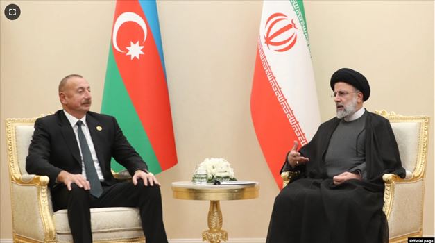 یکشنبه ۷ آذر ۱۴۰۰ ایران ۲۱:۳۶ 
توافق ایران و جمهوری آذربایجان برای انتقال گاز از ترکمنستان؛ رئیسی و علی‌اف دیدار کردند