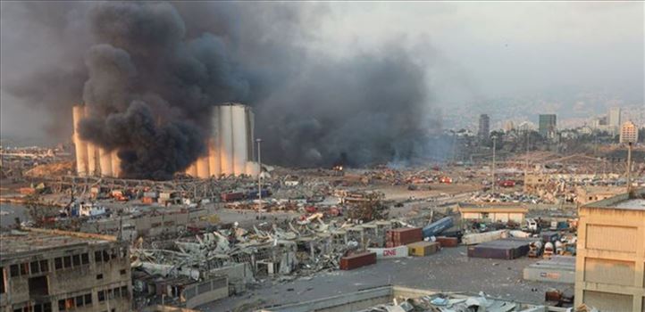 لبنان
"بيروت منكوبة" والكارثة كبيرة.. تفاصيل كاملة عن انفجار المرفأ الدامي
05-08-2020 | 00:04
