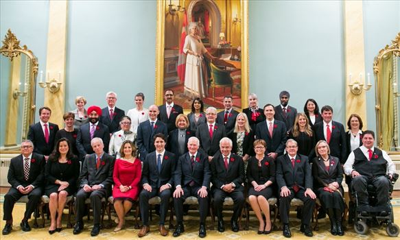 نصف وزیران کانادا زن هستند
