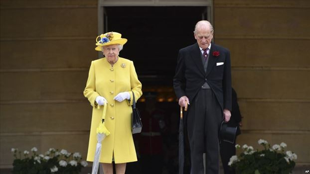 ملکه بریتانیا و همسرش هفتادمین سالگرد ازدواج خود را جشن می گیرند