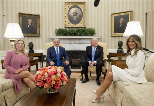 Sara+Netanyahu+Donald+Trump+Holds+Joint+Press+EOGdSMhEI0il.jpg - 