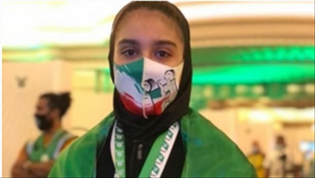 غزاله حسینی اولین مدال زنان وزنه‌بردار ایران در قهرمانی نوجوانان جهان را کسب کرد
جمعه ۱۶ مهر ۱۴۰۰ ایران ۲۲:۳۵