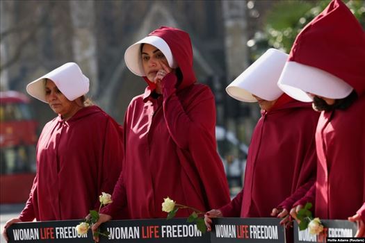 01000000-0aff-0242-c86d-08dc428421b2_w1023_s_1_11zon.jpg - سه شنبه ۲۲ اسفند ۱۴۰۲ تهران ۱۵:۰۸ 
گرامی‌داشت «زن، زندگی، آزادی» در روز جهانی زن در لندن